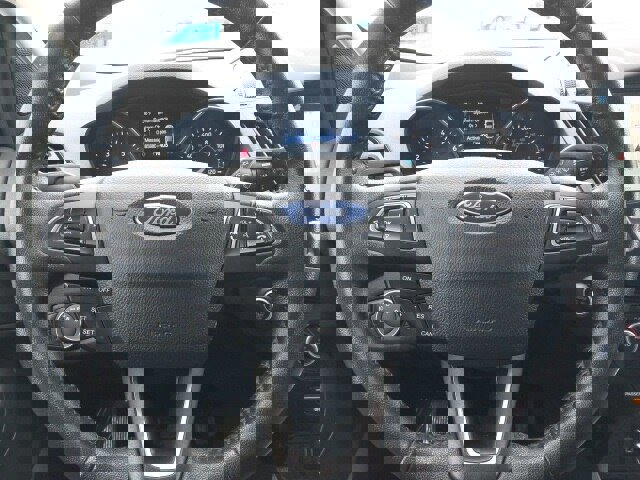 Certified 2019 Ford Escape Titanium w/ U9j03 - Titanium Tow Package image 18