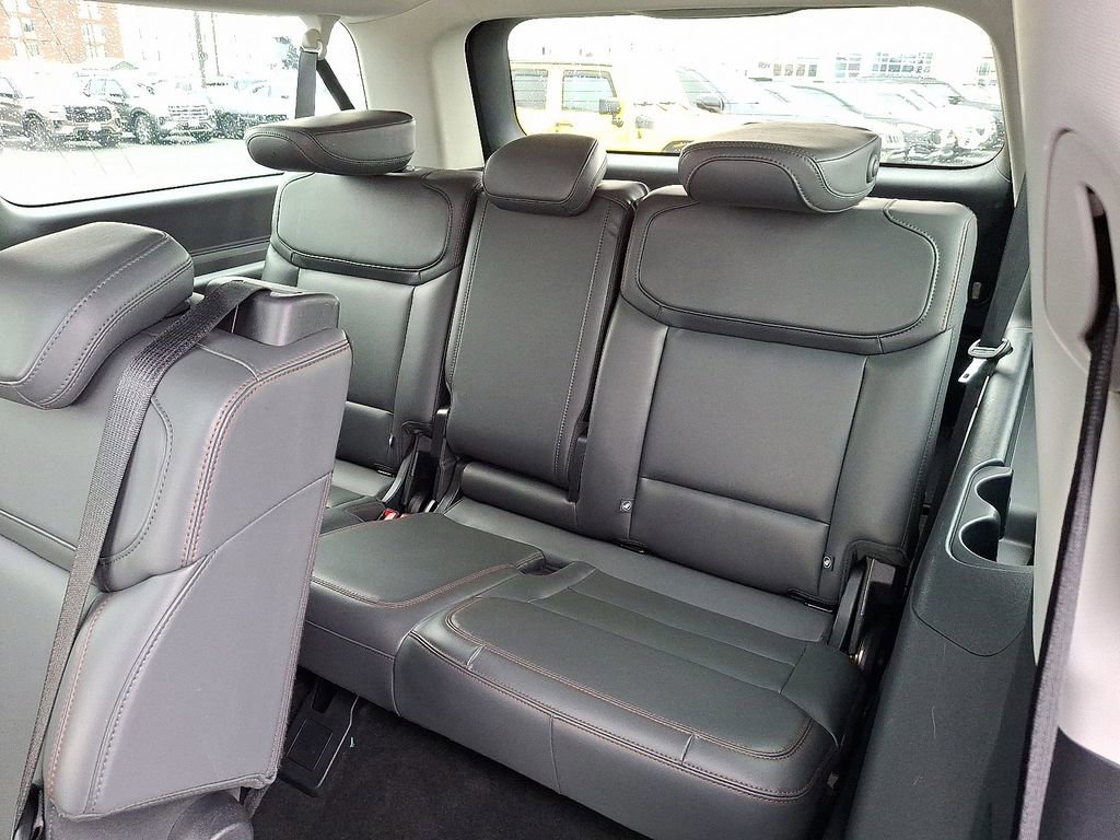 Certified 2025 Ford Expedition Max Active image 10