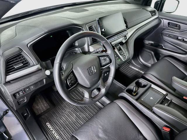 Used 2025 Honda Odyssey Sport-L image 2