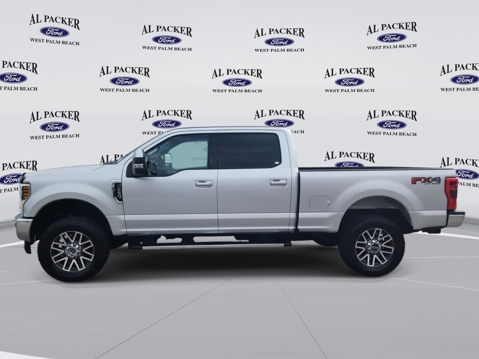 Certified 2018 Ford F250 Lariat w/ Lariat Value Package image 2