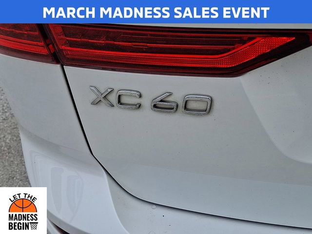 Used 2018 Volvo XC60 T6 Momentum w/ Advanced Package image 31