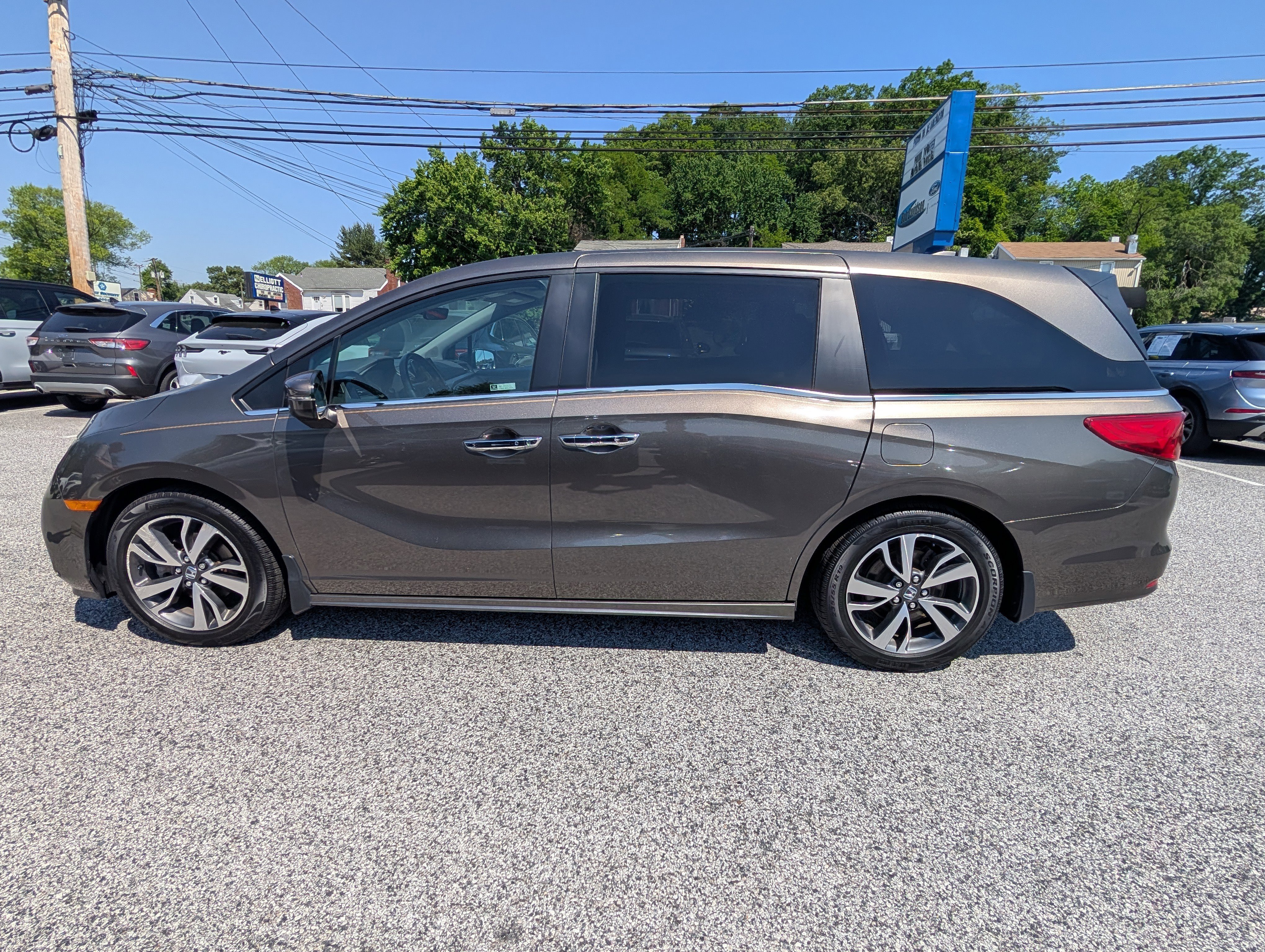 Used 2021 Honda Odyssey Touring image 3
