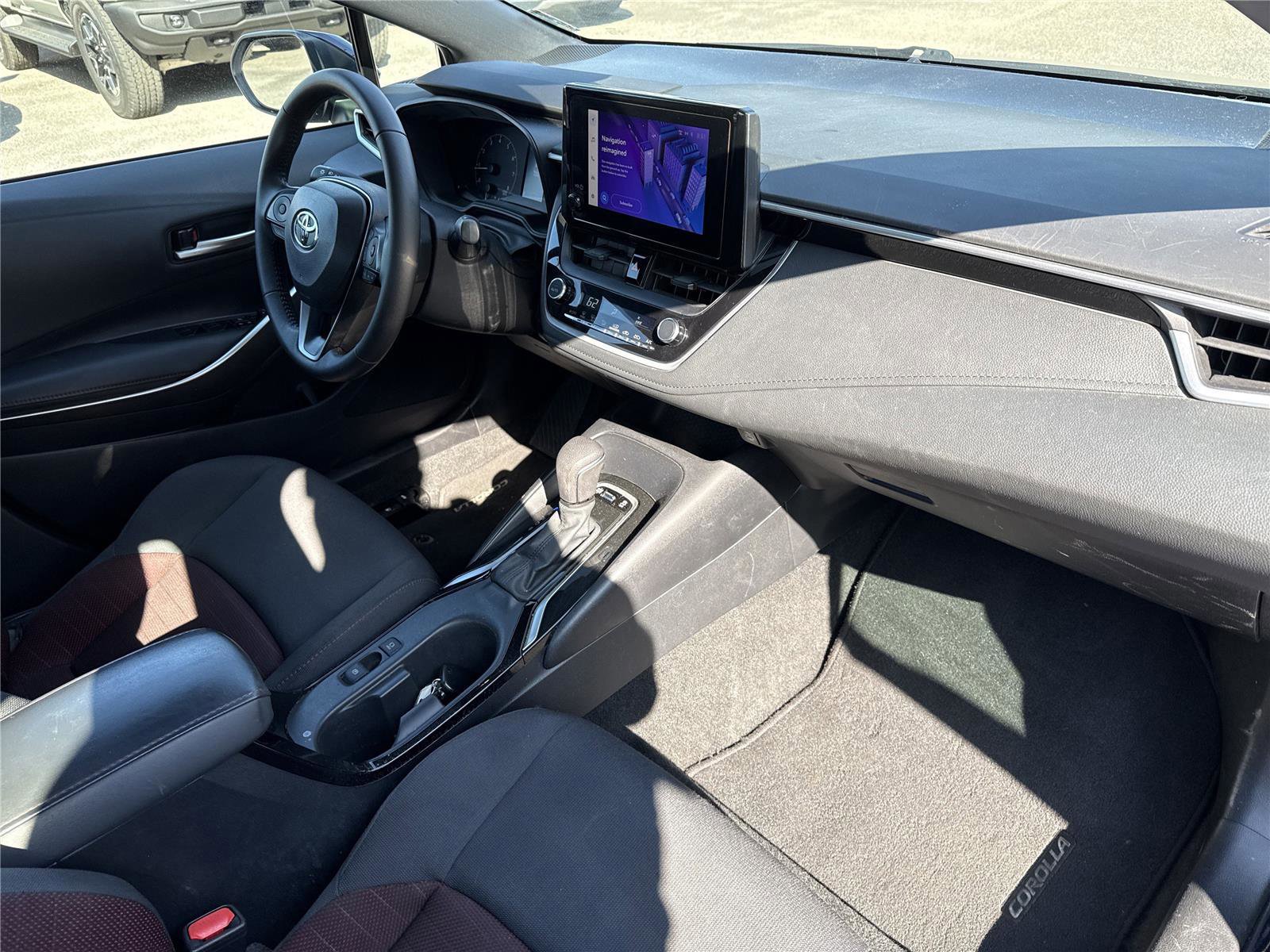 Used 2023 Toyota Corolla SE image 18