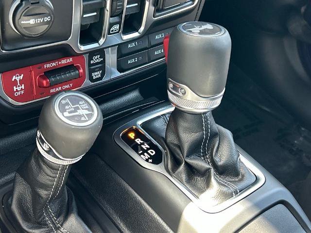 Used 2026 Jeep Wrangler Unlimited Rubicon AWD/4WD image 34