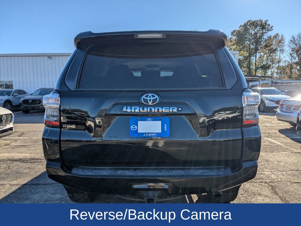 Used 2018 Toyota 4Runner SR5 image 5