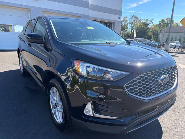Certified 2024 Ford Edge SEL w/ Convenience Package AWD/4WD image 8