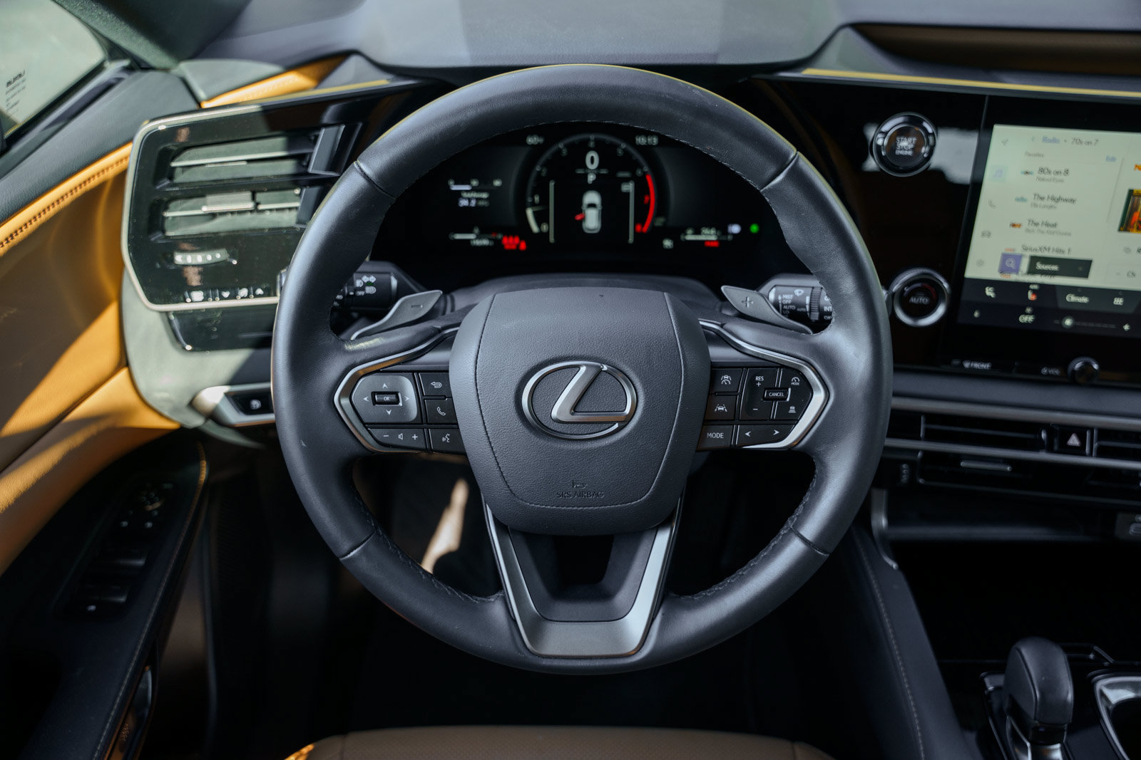 Used 2025 Lexus RX 350 FWD w/ Technology Package image 36
