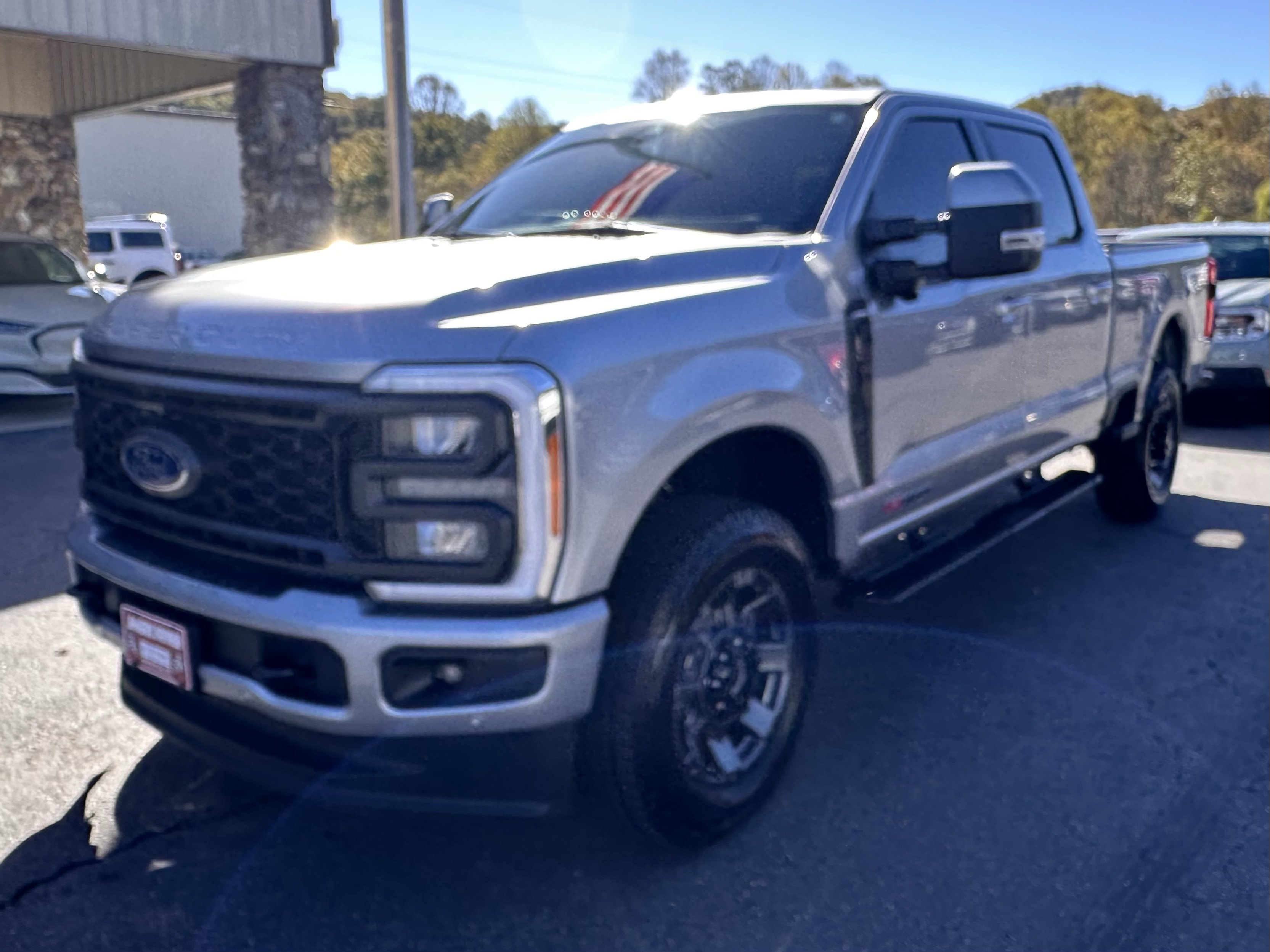 Certified 2023 Ford F250 Lariat w/ Lariat Ultimate Package AWD/4WD image 2
