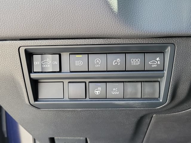 Used 2026 Toyota Tundra Limited AWD/4WD image 24