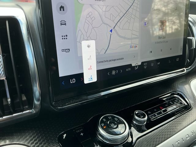 Certified 2026 Ford Expedition Platinum w/ Stealth Appearance Package image 22