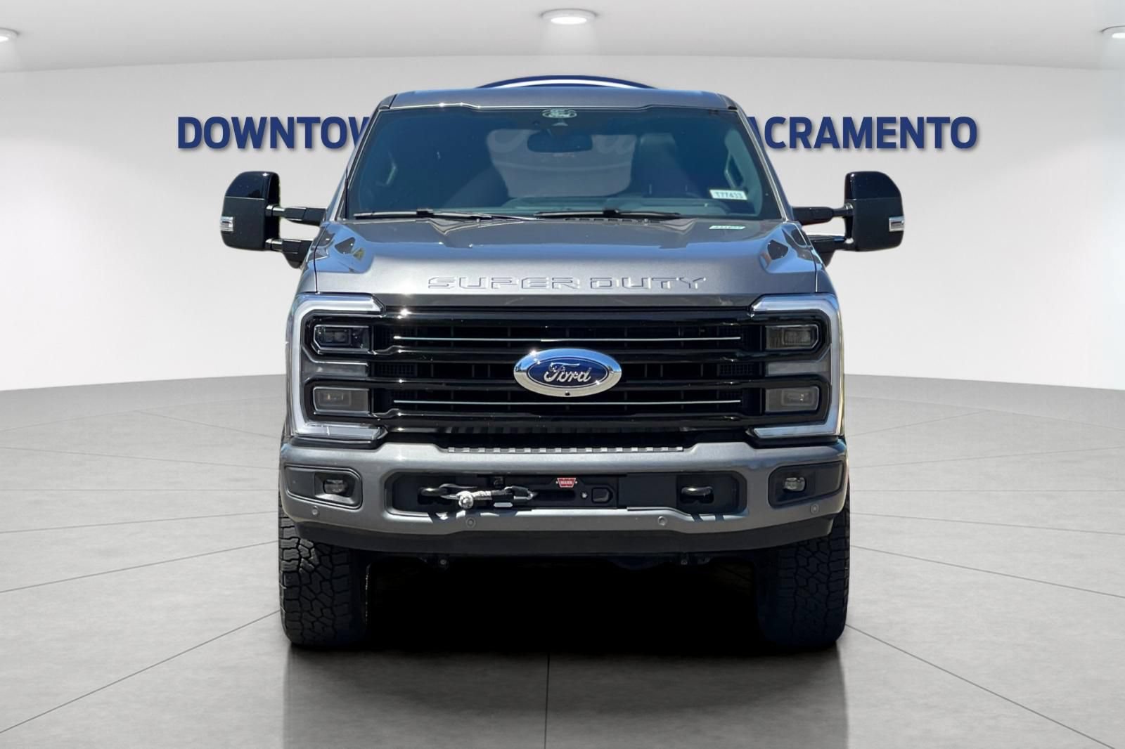 Certified 2025 Ford F250 Platinum w/ Tremor Off-Road Package AWD/4WD image 12
