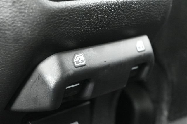 Used 2024 Jeep Wrangler Unlimited Rubicon AWD/4WD image 32