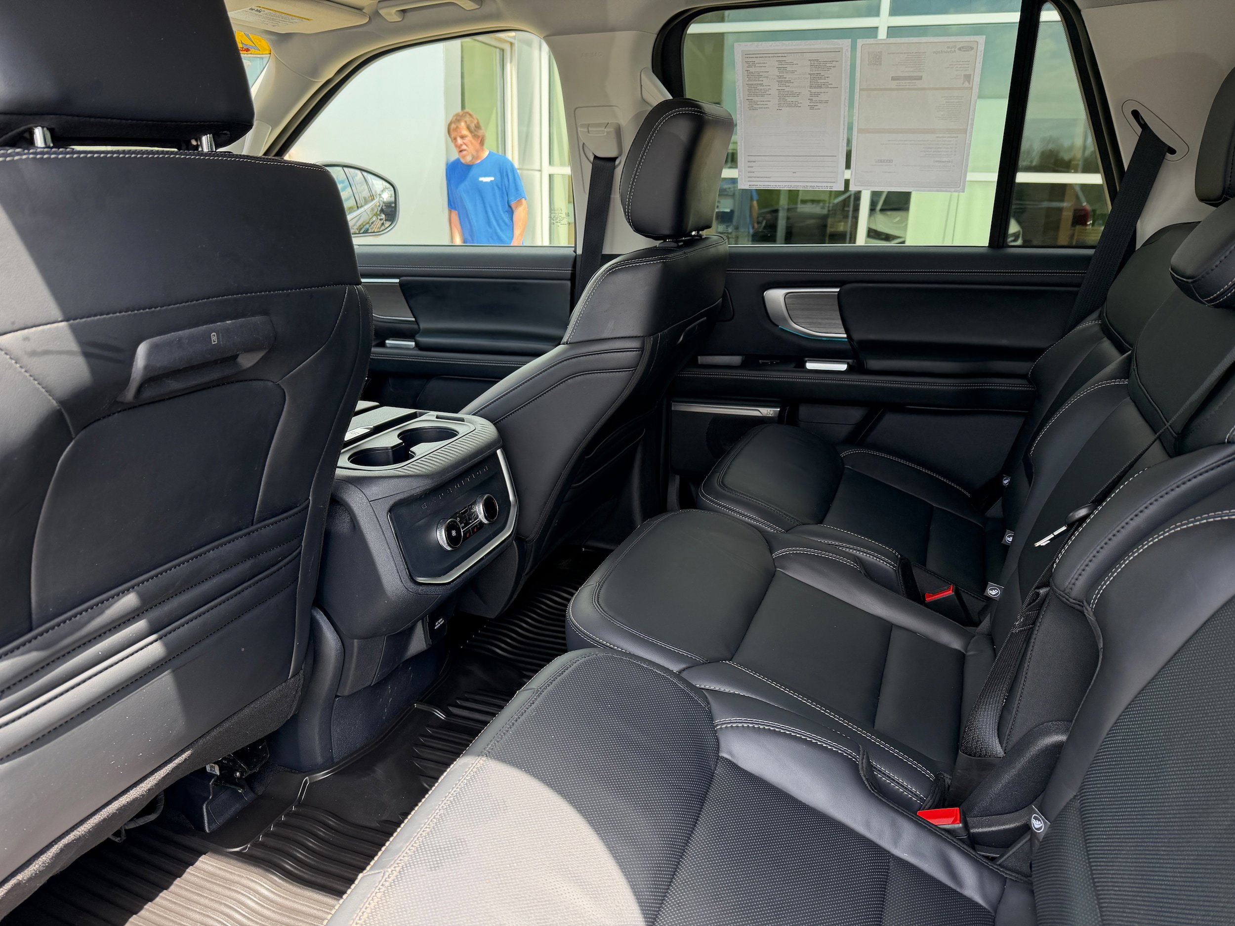 Certified 2025 Ford Expedition Platinum w/ Driver's Package AWD/4WD image 19