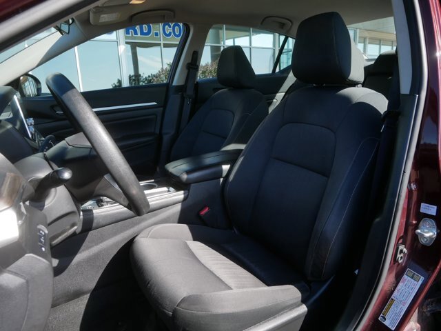 Used 2023 Nissan Altima 2.5 SV FWD image 11
