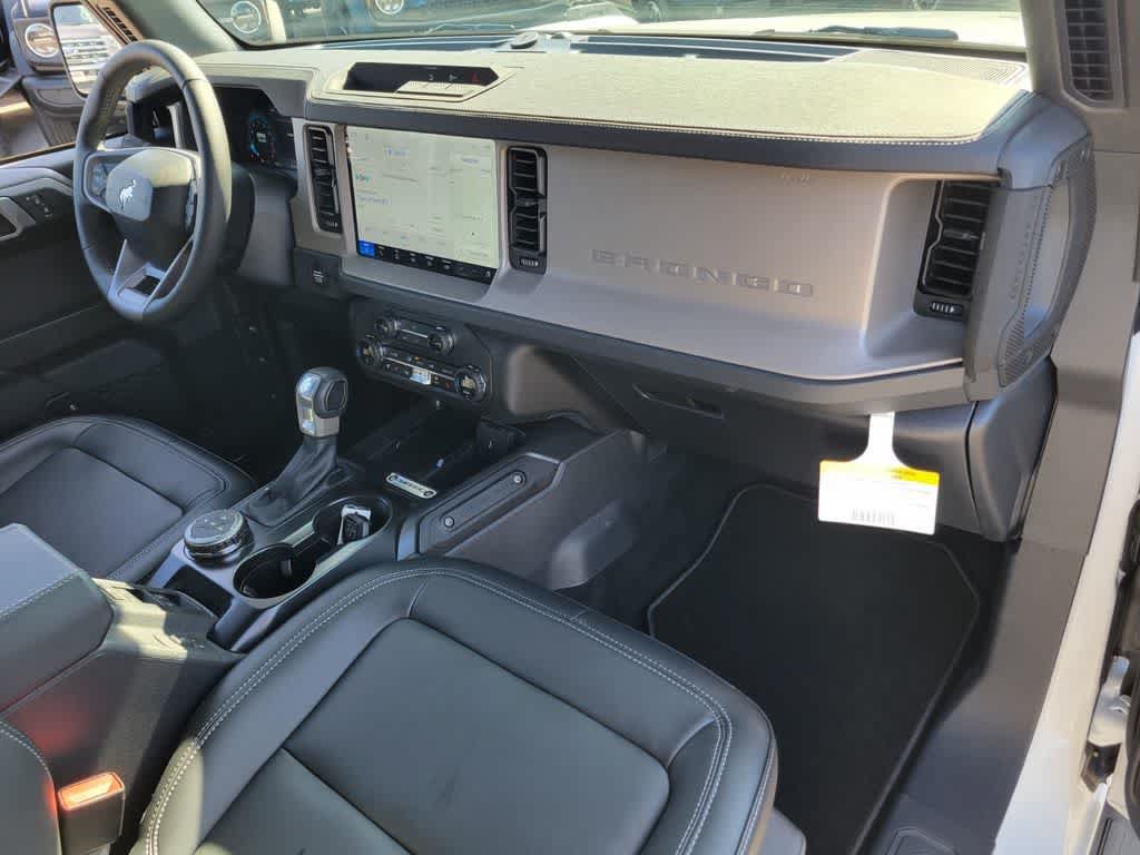 Certified 2026 Ford Bronco Outer Banks AWD/4WD image 16