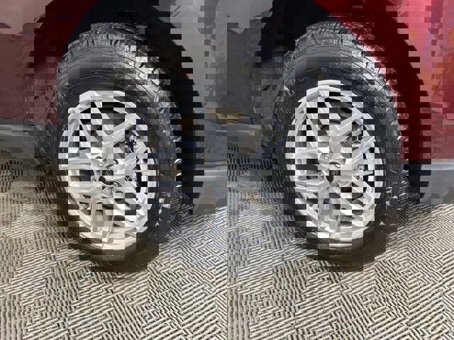 Certified 2024 Ford Edge SEL w/ Convenience Package image 8