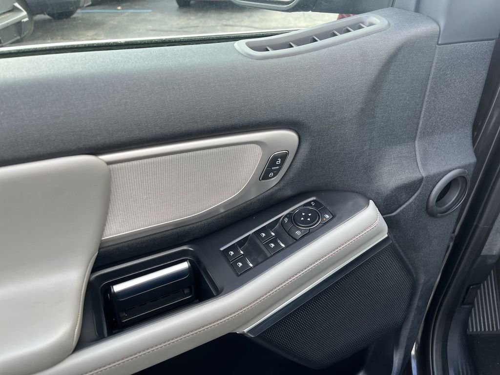 Certified 2025 Ford Expedition Max Active AWD/4WD image 5