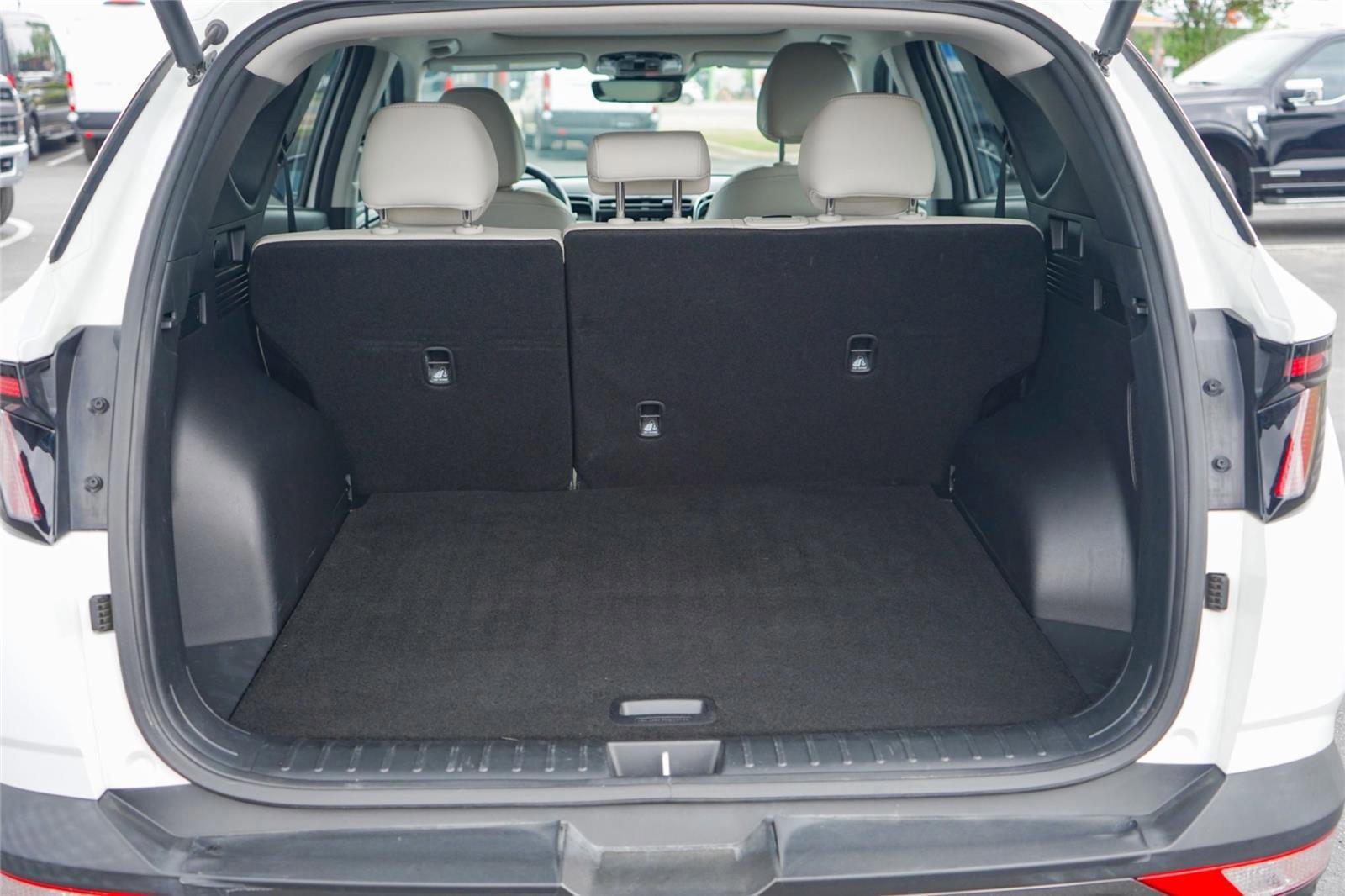 Used 2023 Hyundai Tucson Limited image 30