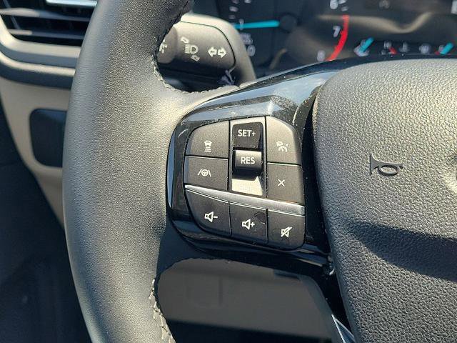 Certified 2022 Ford Escape SE w/ Cold Weather Package AWD/4WD image 26