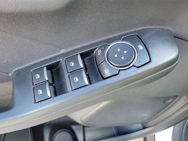 Certified 2022 Ford Escape SE w/ SE Sport Appearance Package image 20