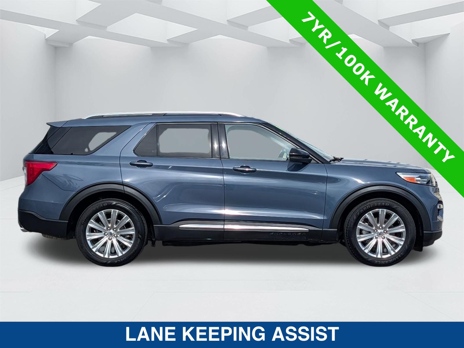 Certified 2021 Ford Explorer Limited w/ Equipment Group 301A RWD image 4