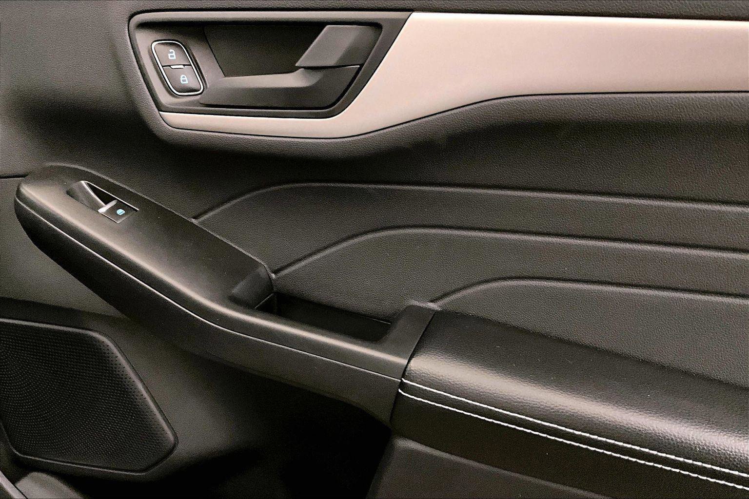 Certified 2022 Ford Escape S image 23