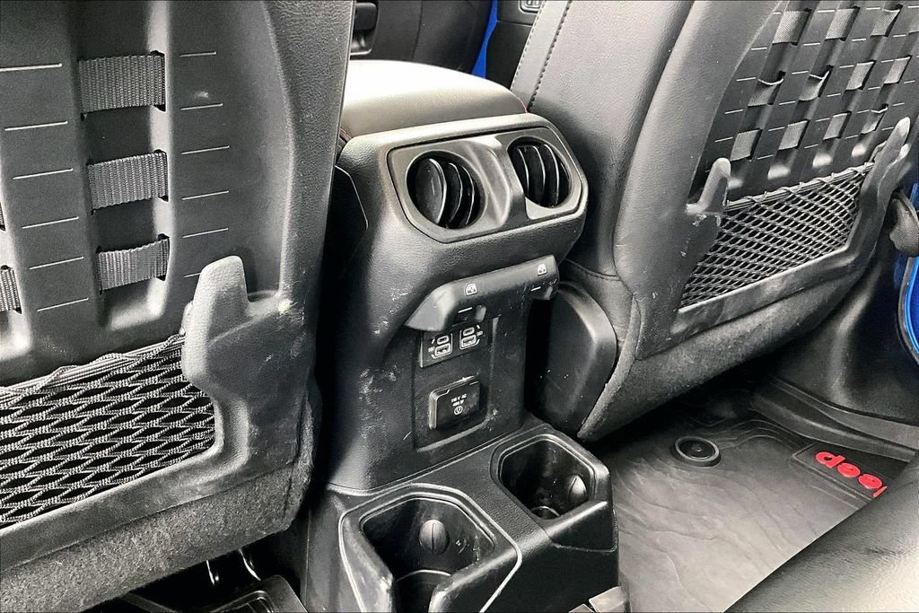 Used 2021 Jeep Gladiator Rubicon AWD/4WD image 34