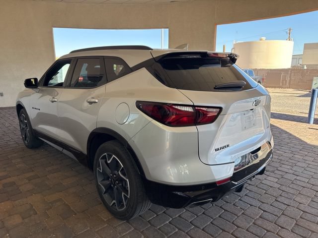 Used 2021 Chevrolet Blazer RS w/ Enhanced Convenience Package FWD image 2