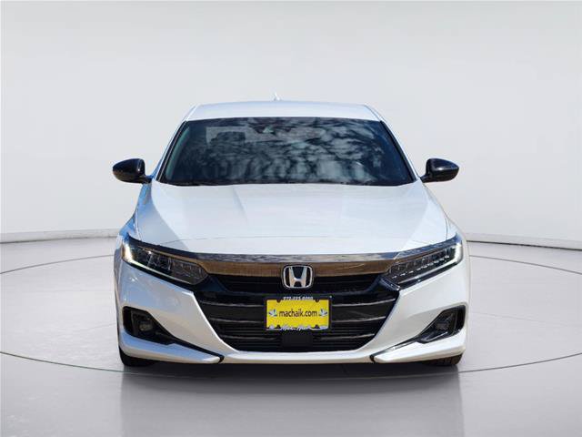 Used 2022 Honda Accord Sport image 2