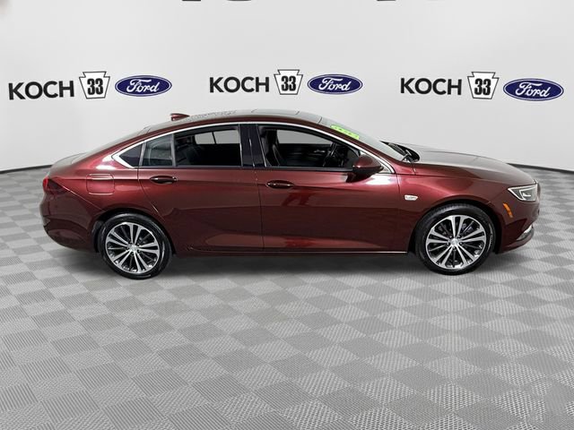Used 2018 Buick Regal Essence w/ Driver Confidence Package #1 AWD/4WD image 9
