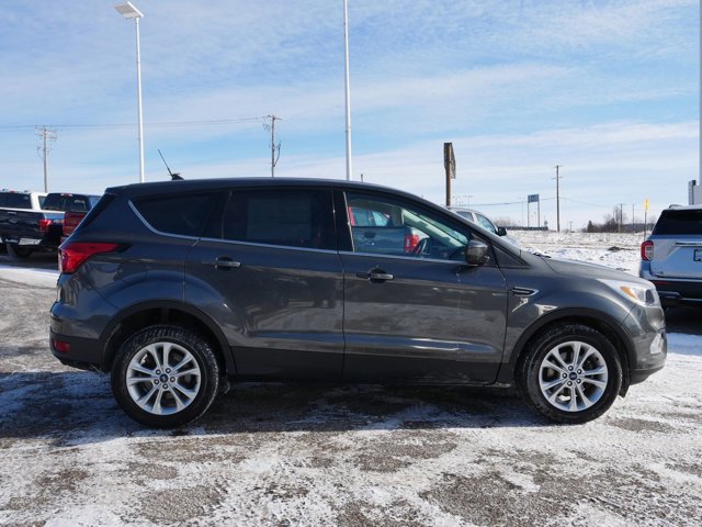Certified 2019 Ford Escape SE image 2