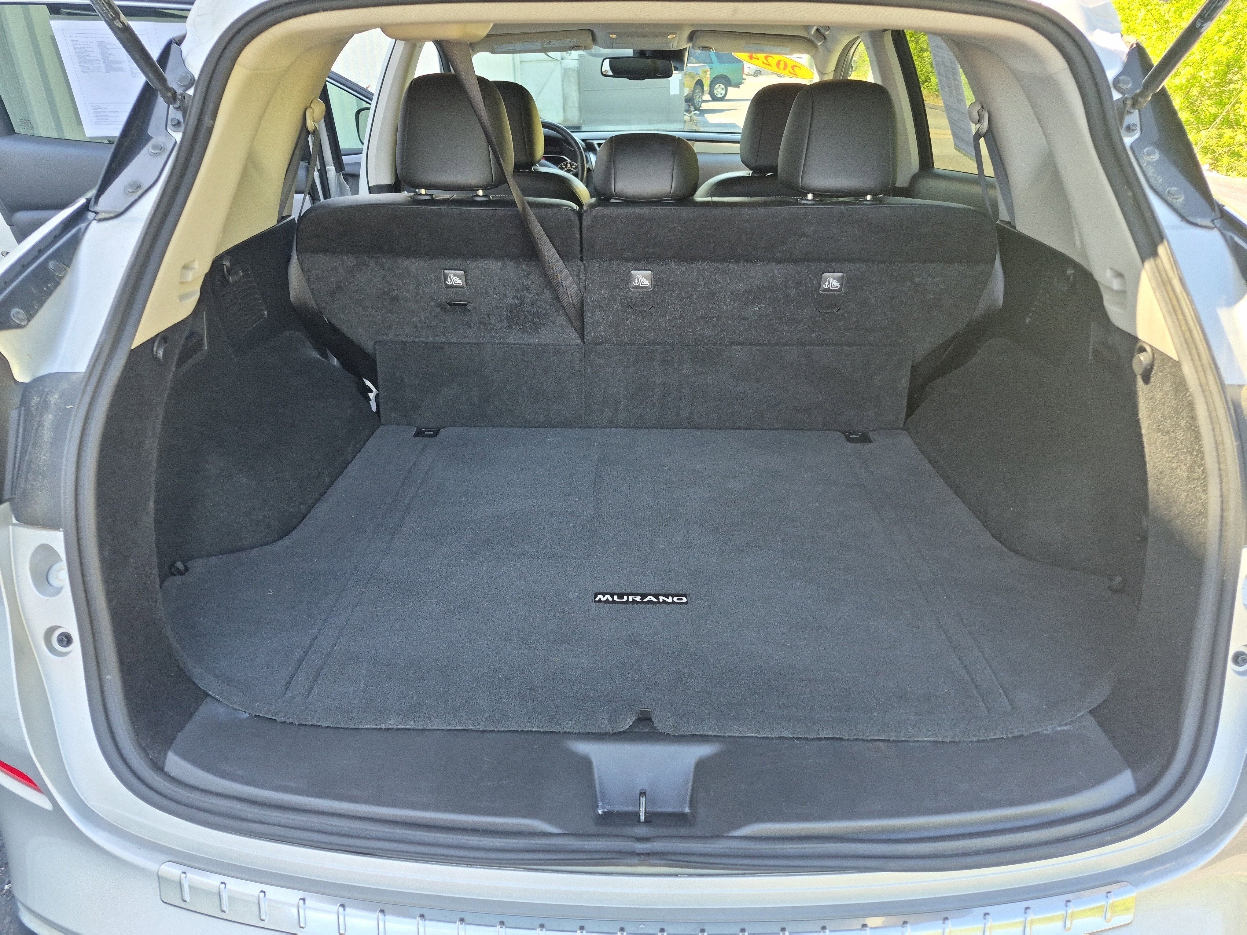 Used 2024 Nissan Murano SV image 16