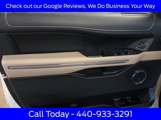 Certified 2023 Ford Expedition Limited image 28