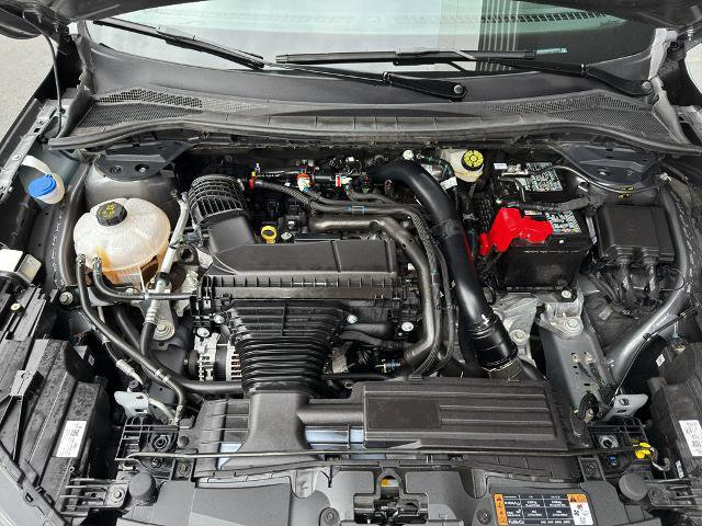 Certified 2025 Ford Escape Platinum AWD/4WD image 36