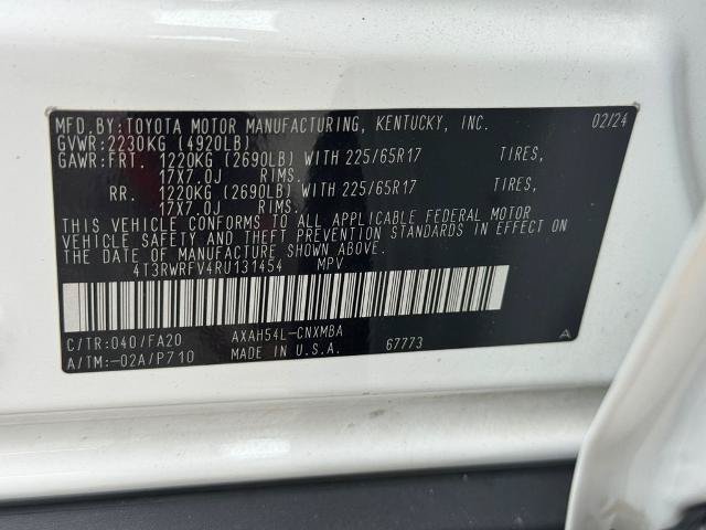 Used 2024 Toyota RAV4 XLE AWD/4WD image 28