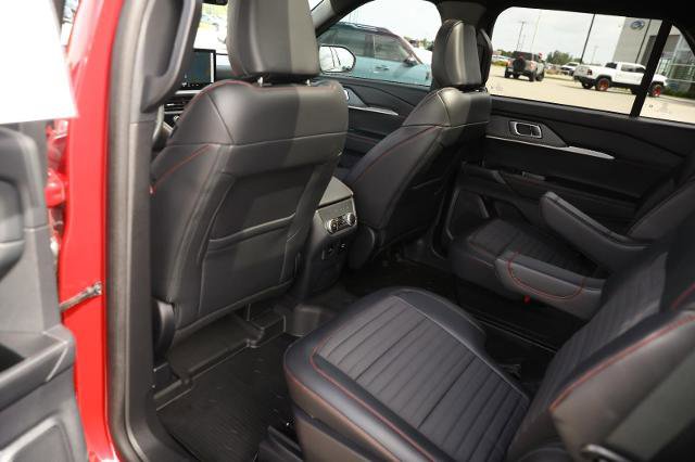 Certified 2025 Ford Explorer ST-Line w/ Premium Package AWD/4WD image 34