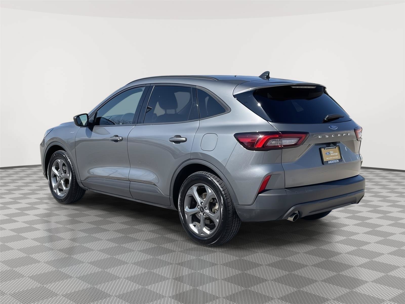 Certified 2025 Ford Escape ST-Line FWD image 9