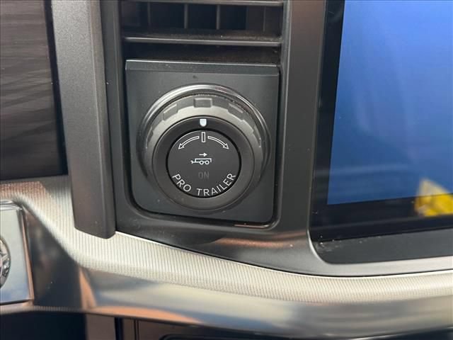 Certified 2025 Ford F150 Lariat w/ Equipment Group 501A Mid AWD/4WD image 18