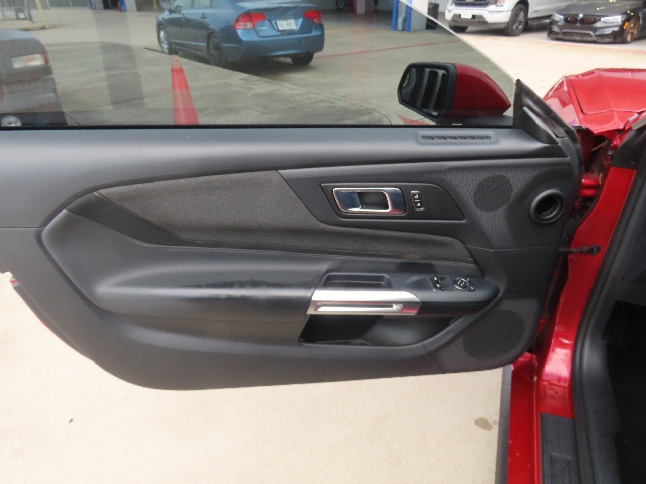 Certified 2024 Ford Mustang Coupe RWD image 18