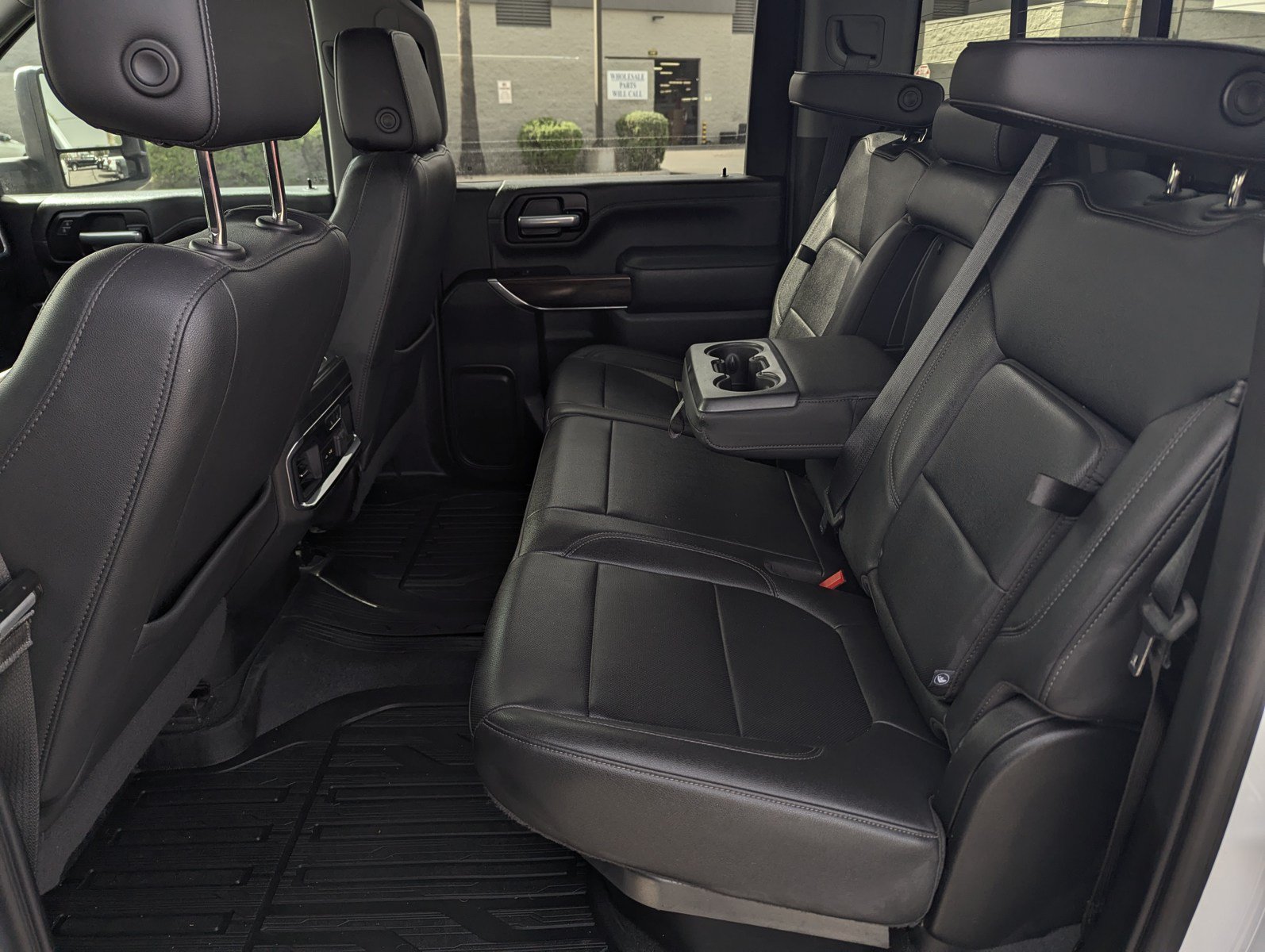 Used 2021 GMC Sierra 3500 SLT w/ SLT Premium Package AWD/4WD image 10