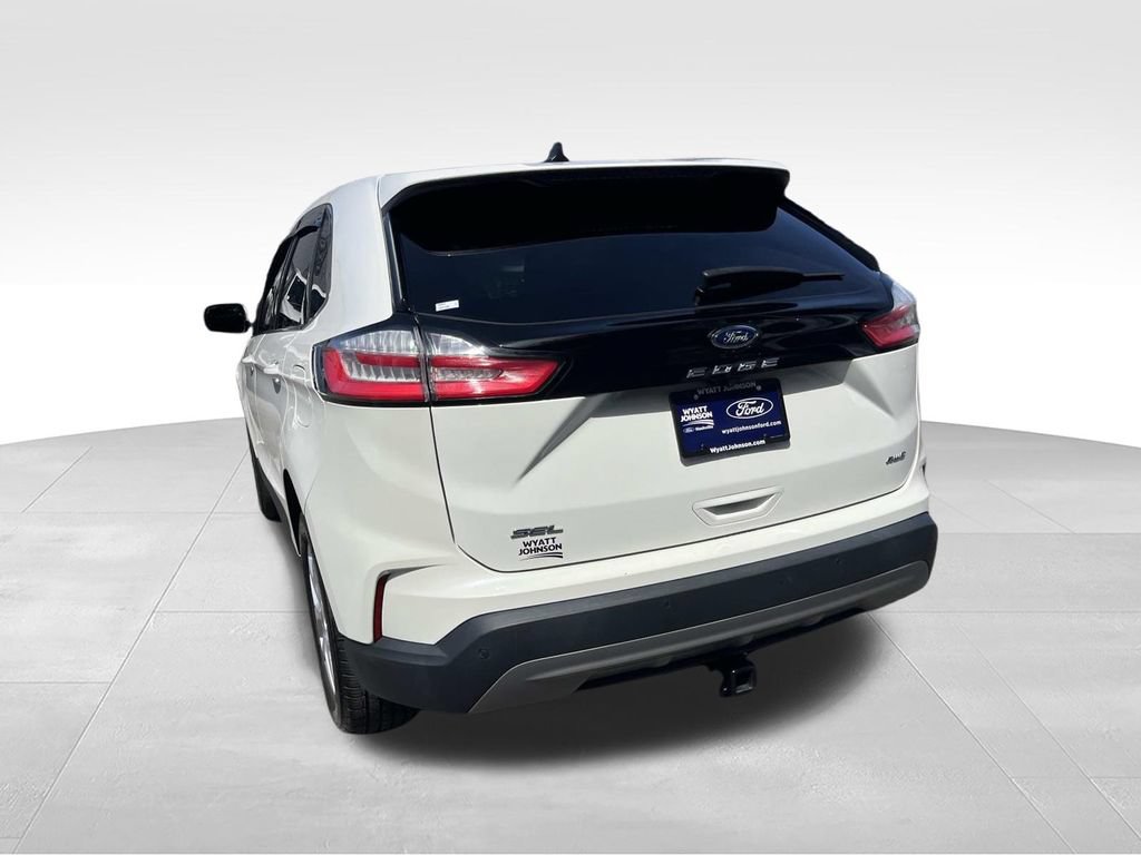 Certified 2022 Ford Edge SEL w/ Convenience Package AWD/4WD image 6