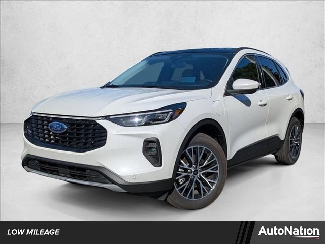 Certified 2025 Ford Escape SE w/ PHEV Premium Package FWD image 1