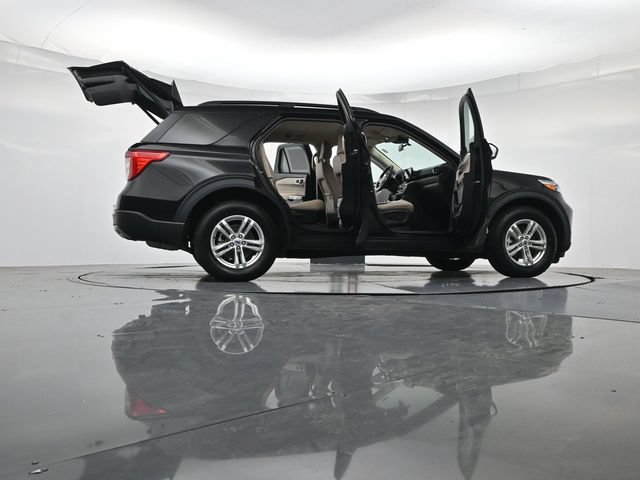 Certified 2023 Ford Explorer XLT w/ Equipment Group 202A AWD/4WD image 54