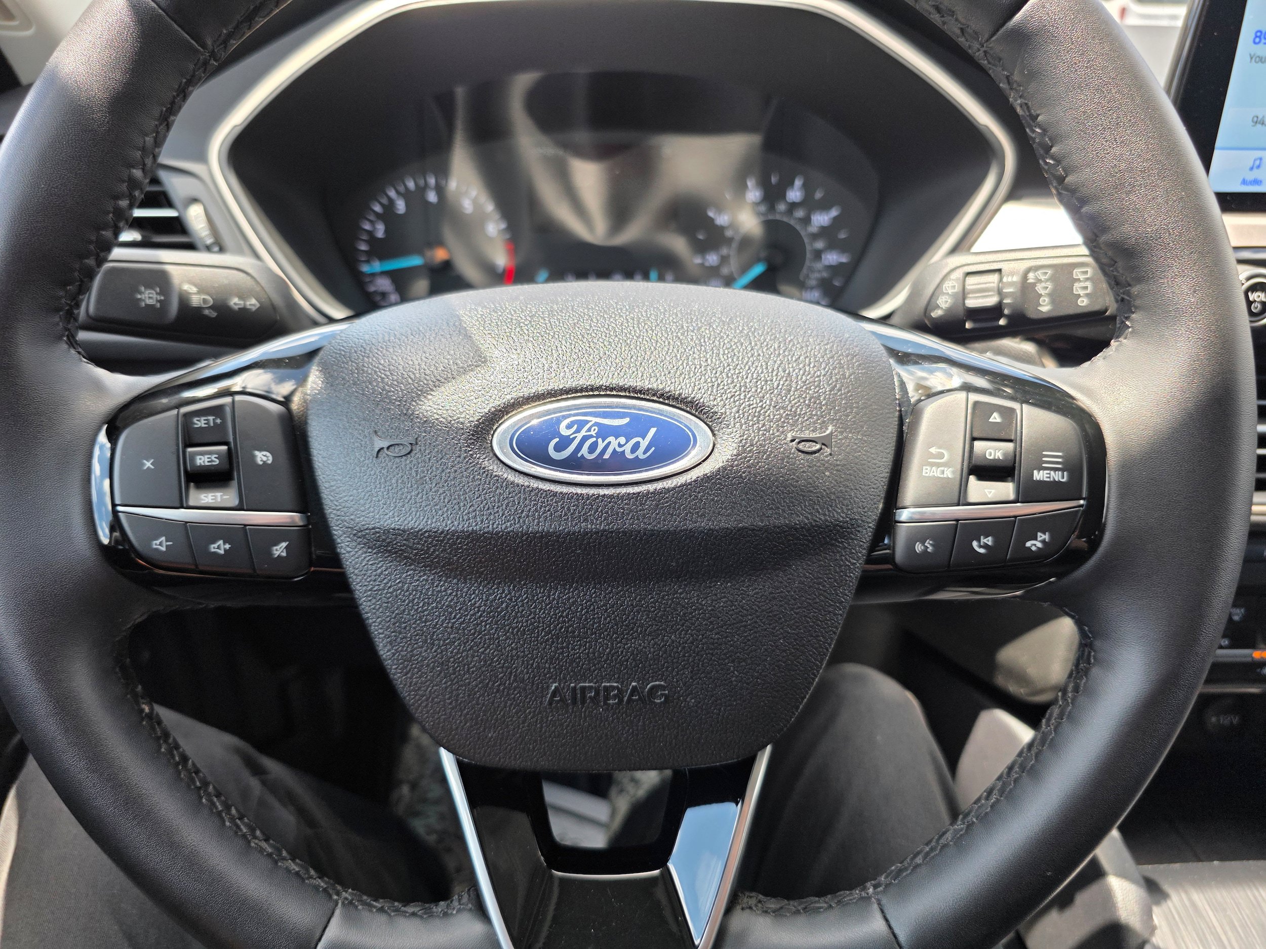 Certified 2022 Ford Escape SEL AWD/4WD image 14