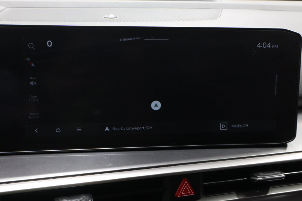 Used 2024 Kia Sorento S w/ Panoramic Sunroof Package FWD image 2