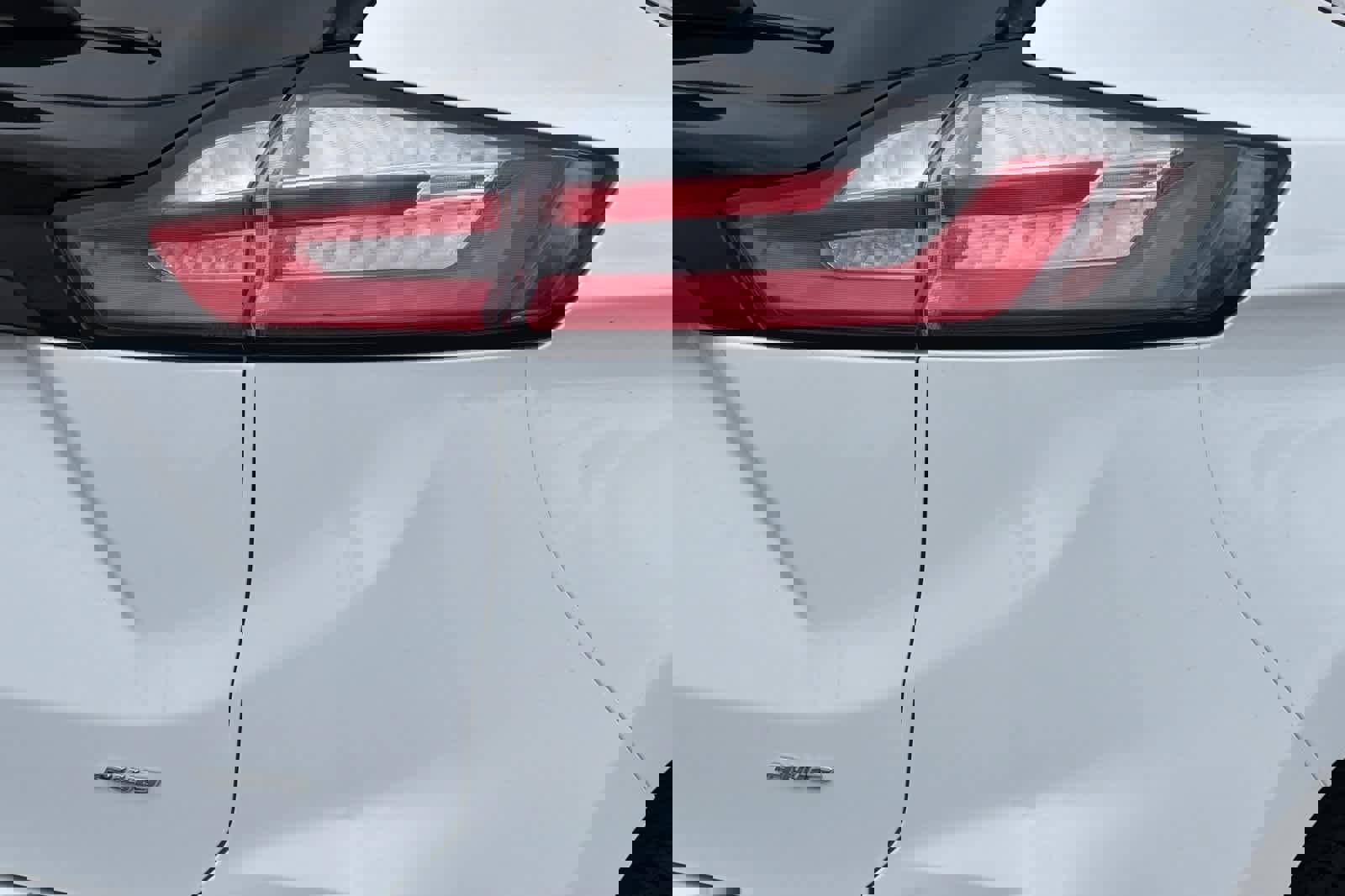 Certified 2024 Ford Edge SEL image 26