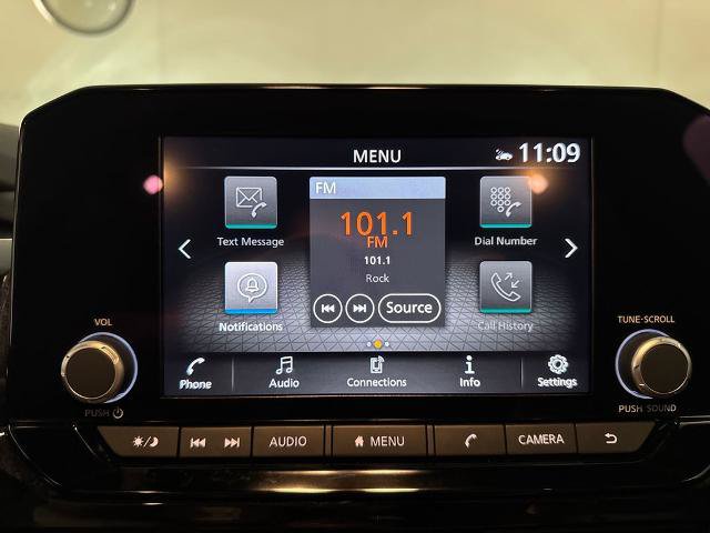 Used 2025 Nissan Pathfinder Rock Creek AWD/4WD image 18