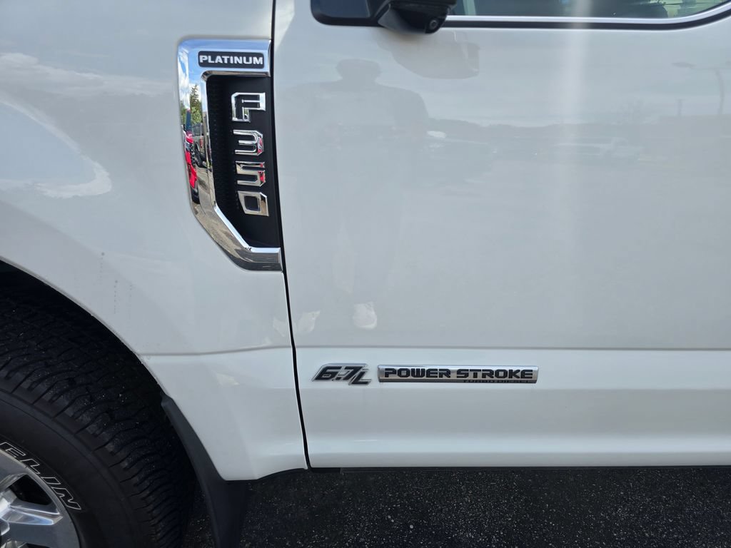 Certified 2022 Ford F350 Platinum AWD/4WD image 10