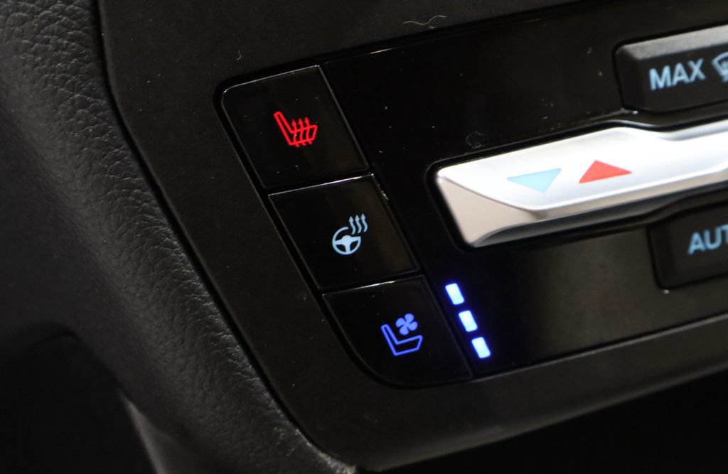 Certified 2020 Ford Explorer Limited image 33