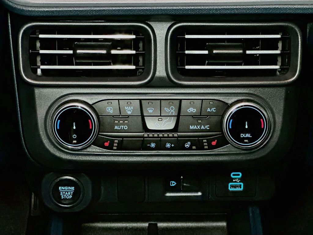 Certified 2024 Ford Maverick Lariat w/ Black Appearance Package AWD/4WD image 13